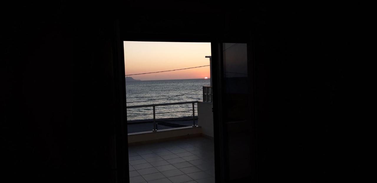 Coral Sea Studio Kokkinos Pirgos Bagian luar foto